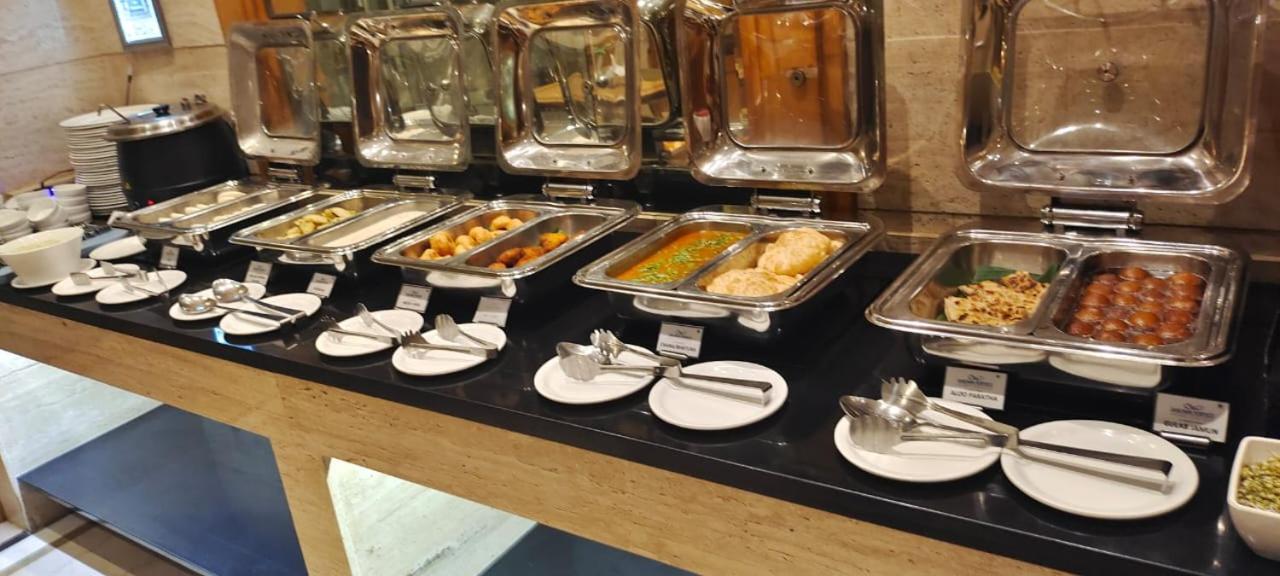 Sarovar Portico Kalupur アーメダバード エクステリア 写真