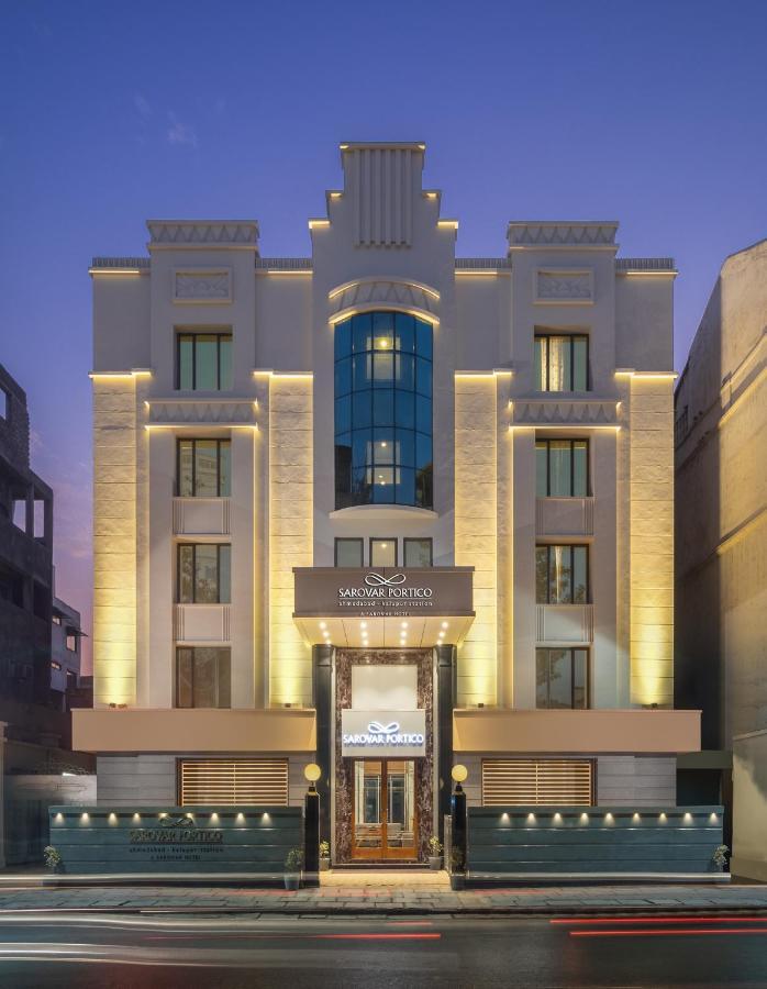 Sarovar Portico Kalupur アーメダバード エクステリア 写真