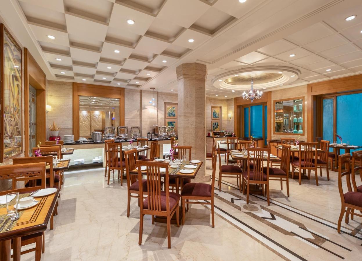 Sarovar Portico Kalupur アーメダバード エクステリア 写真
